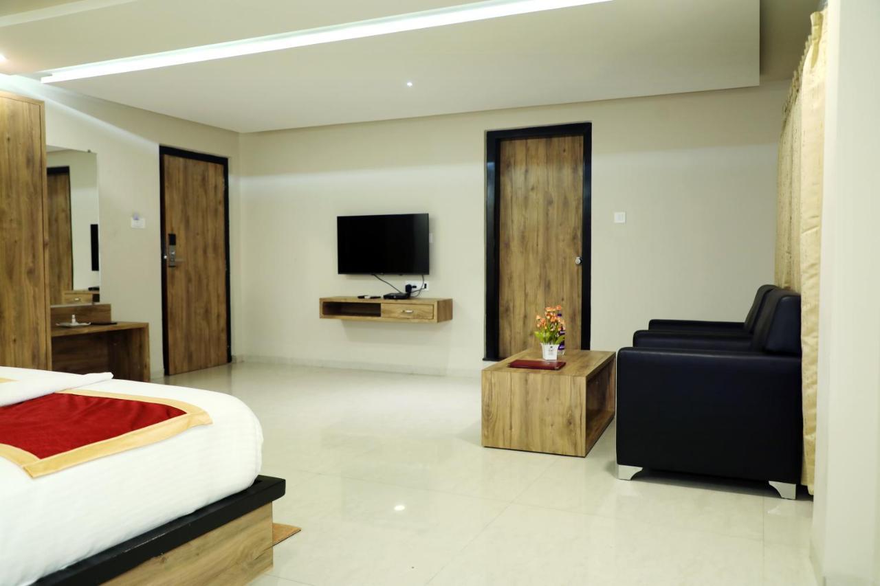 Vov Hotels Vijayapura Bijāpur Exterior foto